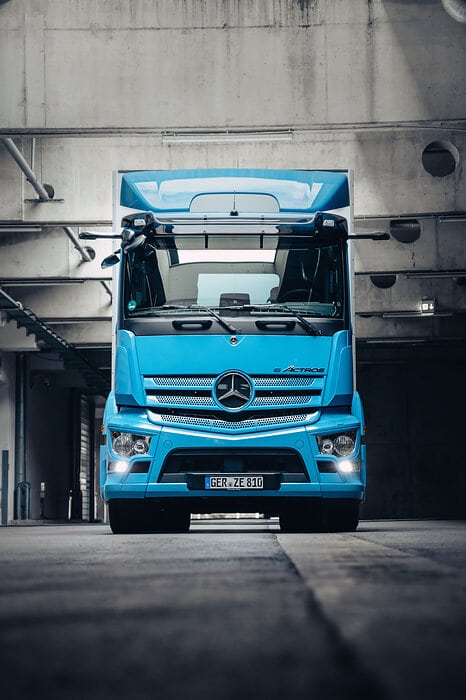 Zukunftssicher, nachhaltig und flexibel: Mercedes-Benz Werk Wörth stellt Weichen für die künftige Serienproduktion von batterieelektrischen und Brennstoffzellen-Lkw