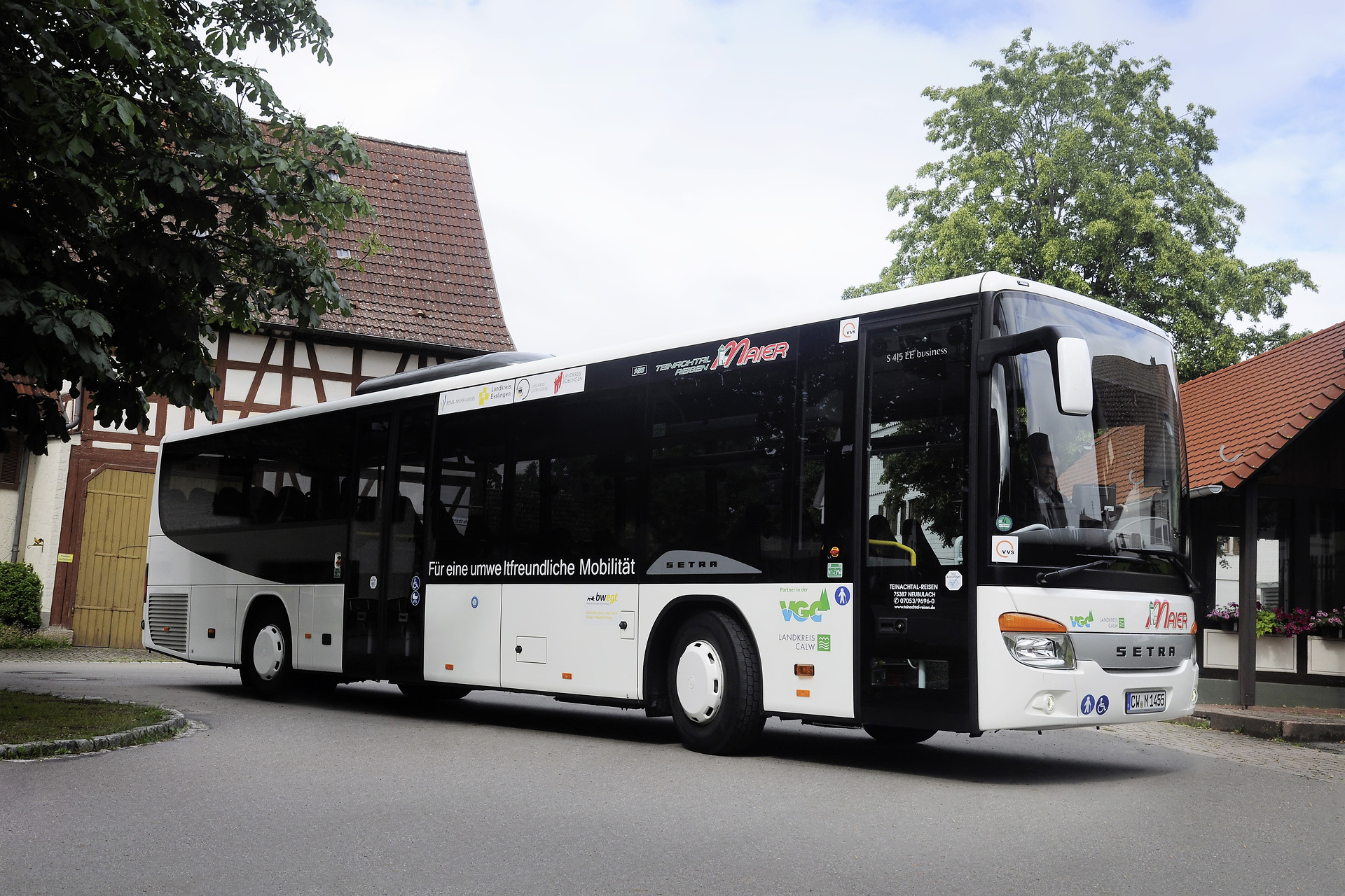 Einer der sieben neuen Setra Low Entry Busse der Teinachtal-Reisen G. Maier GmbH & Co. KG. Sieben Setra Busse für Teinachtal-Reisen