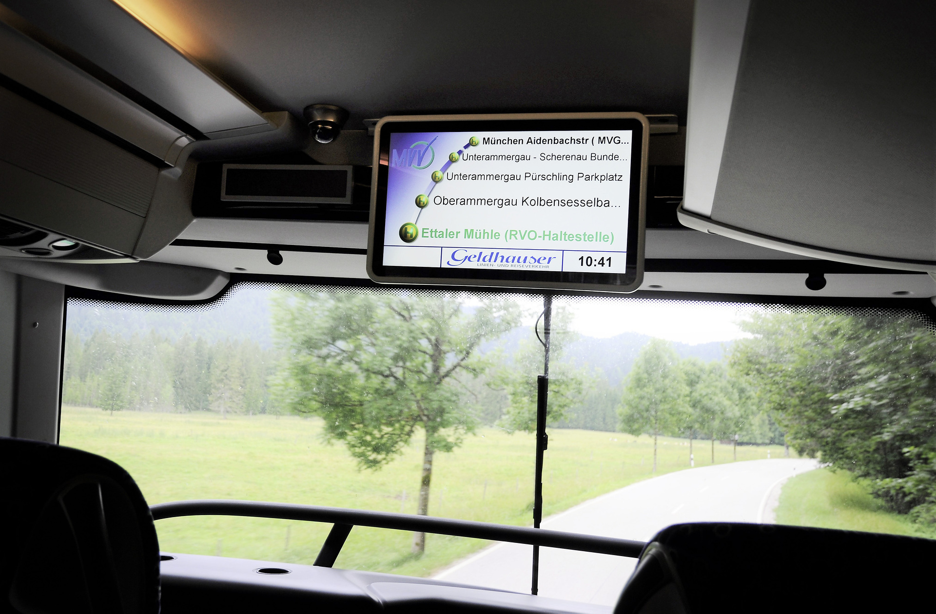 Stress-free travel to the mountains with the Setra