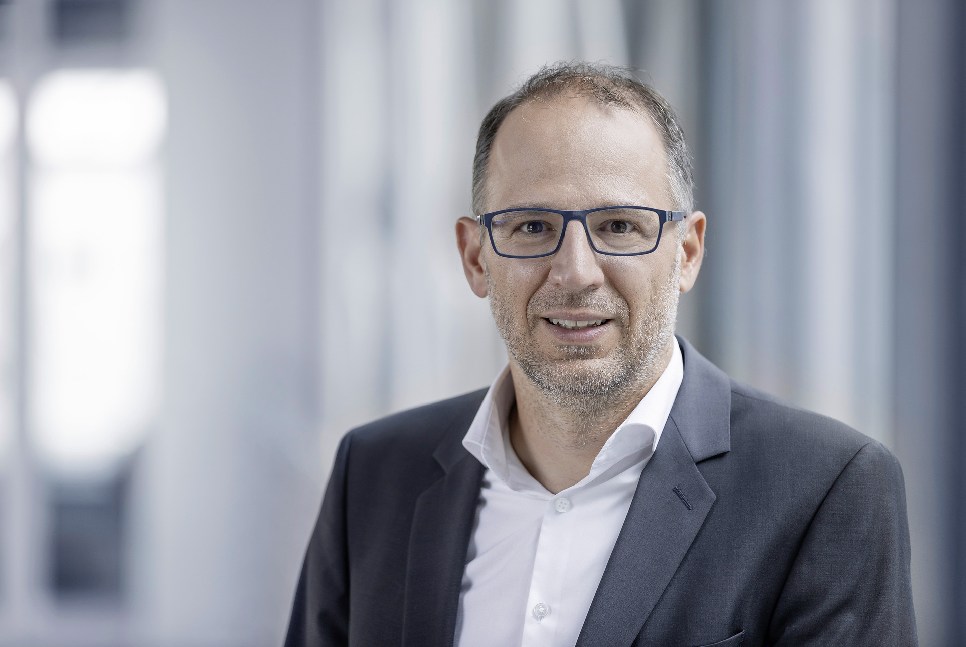 Christian Herrmann, Head of Investor Relations / M&A & Participation Management Daimler Truck AG Daimler Truck fills key finance positions - important step towards independence