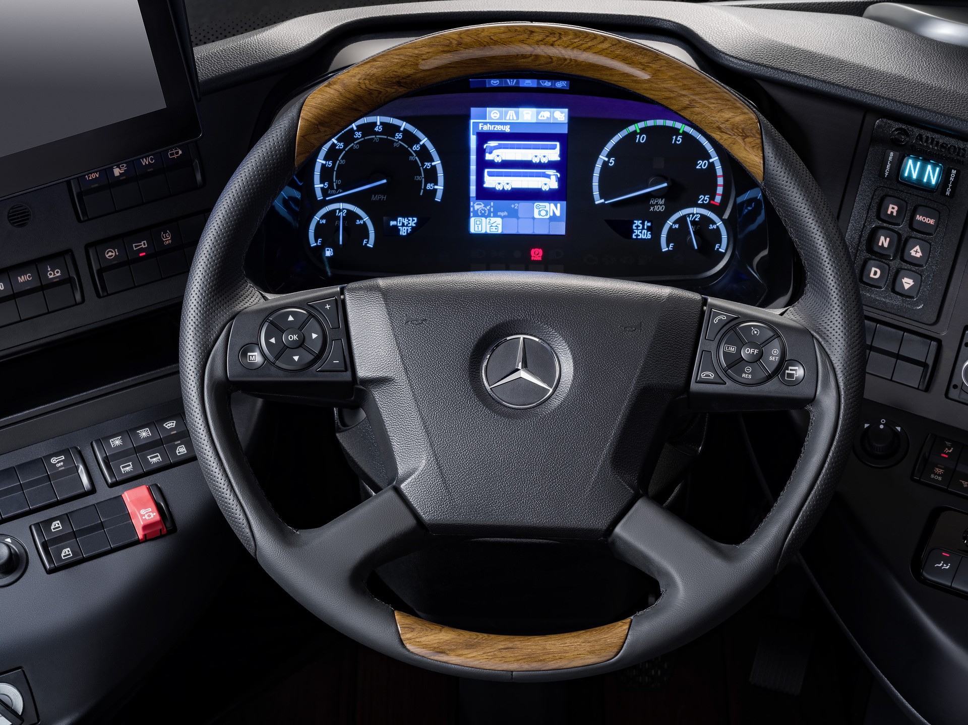 Mercedes-Benz Tourrider premium