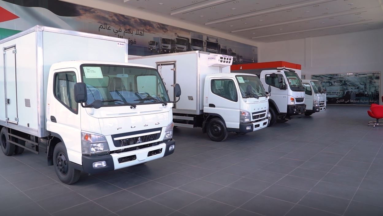 interior photo of new sales facility in Jordan FUSO general distributor in Jordan celebrates opening of state-of-the-art sales and service location