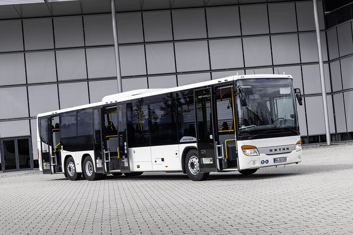 Test vehicle S 418 LE business