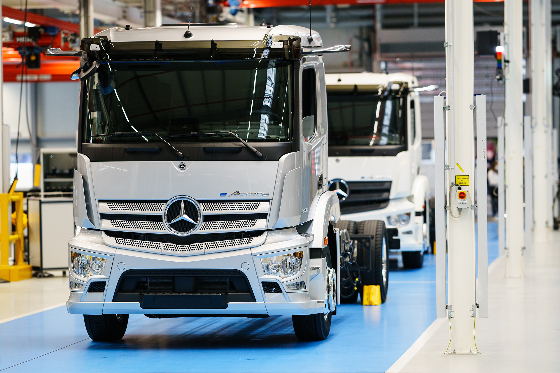 E-Lkw ab sofort in Serie: Produktionsstart des batterieelektrisch angetriebenen eActros im Mercedes-Benz Werk Wörth