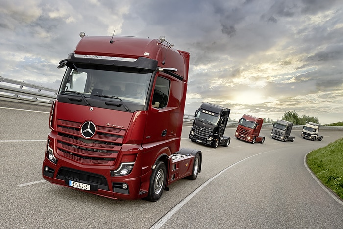 25 Jahre Mercedes-Benz Actros