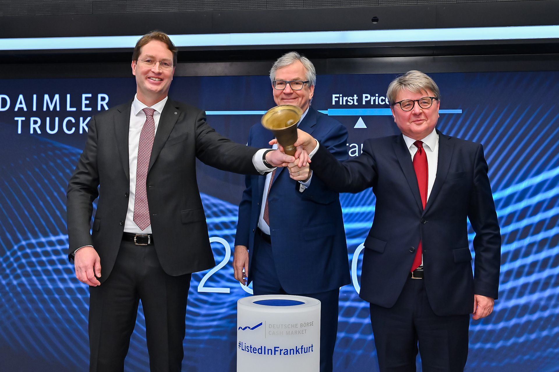Daimler Truck launched on stock exchange as an independent company Daimler Truck launched on stock exchange as an independent company