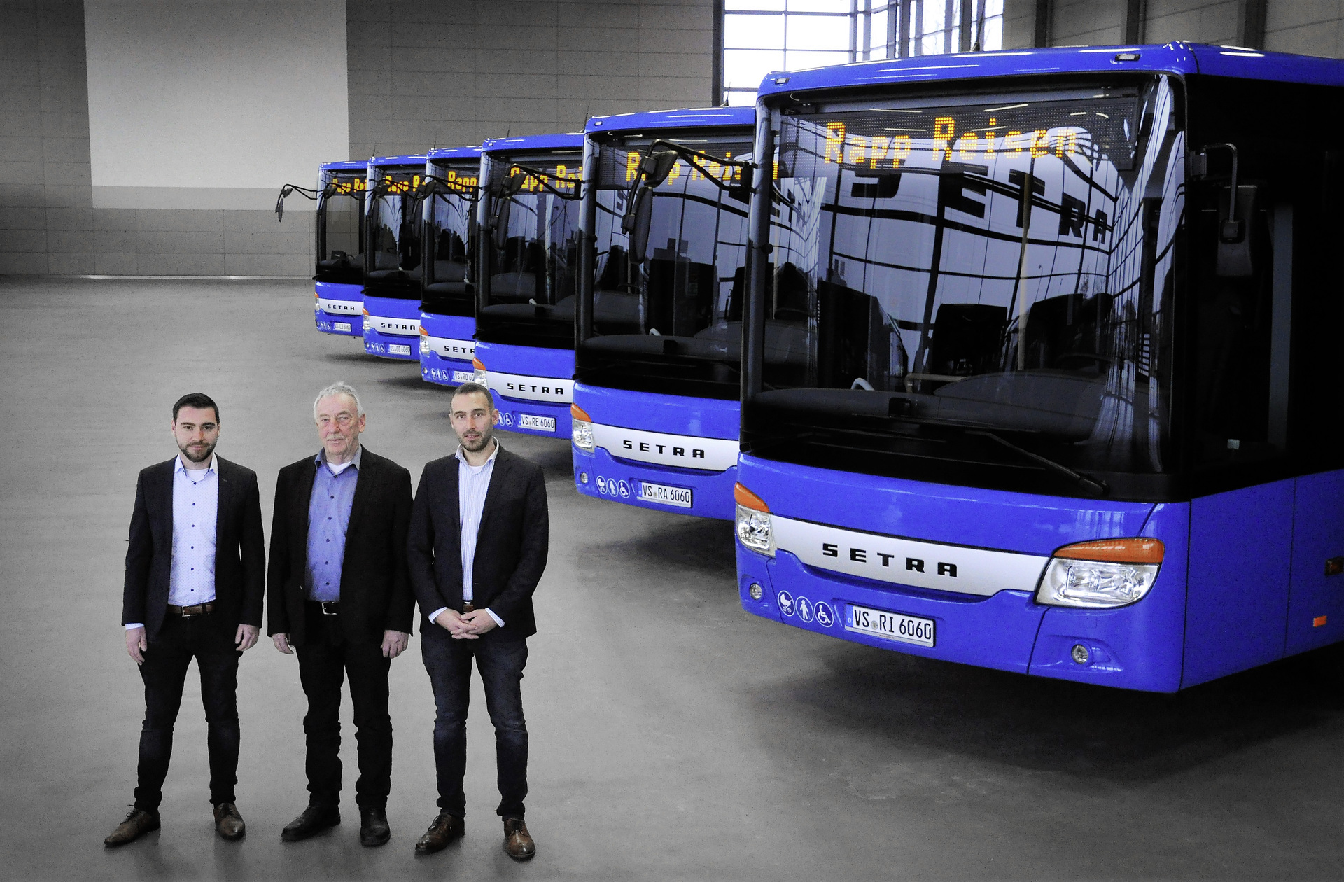 35 Setra für drei Unternehmen