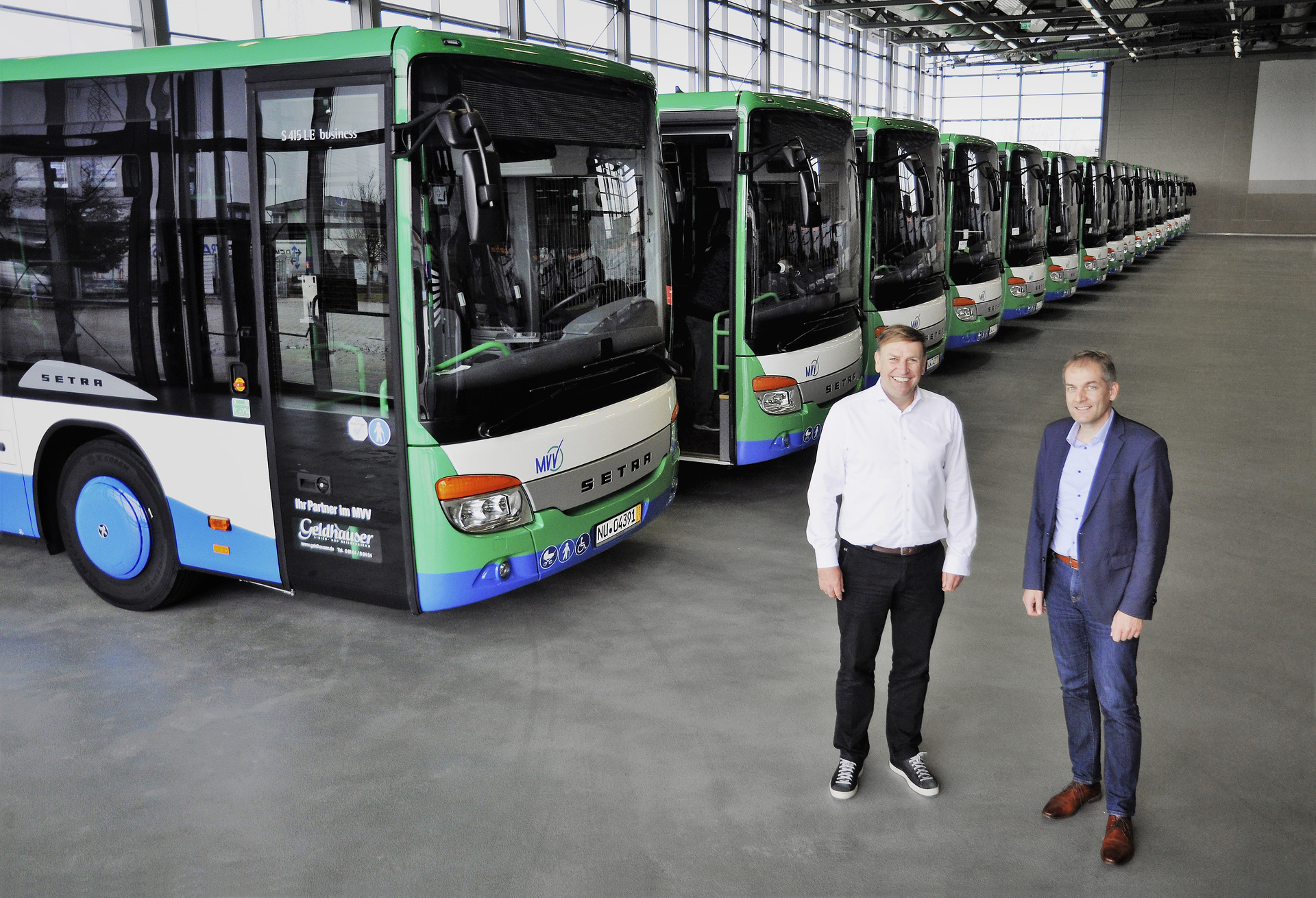 35 Setra für drei Unternehmen