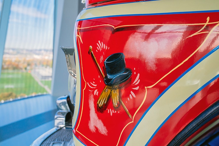 What do a Mercedes-Benz bus and tango have in common?