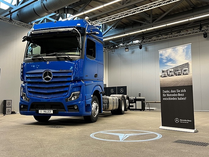 Erster Actros L für die Gebrüder Maier GmbH