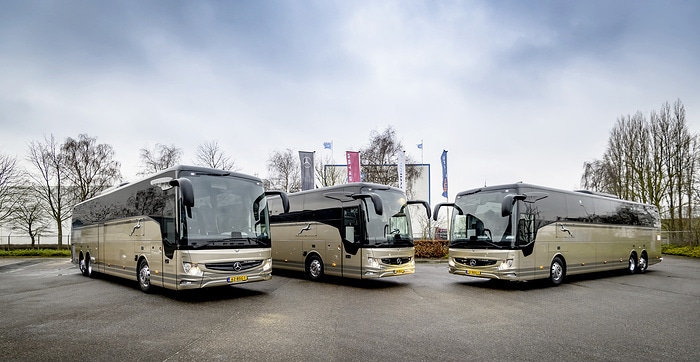 Länge läuft: Drei luxuriös ausgestattete Mercedes-Benz Tourismo L für das niederländische Unternehmen Autobusbedrijf Doornbos