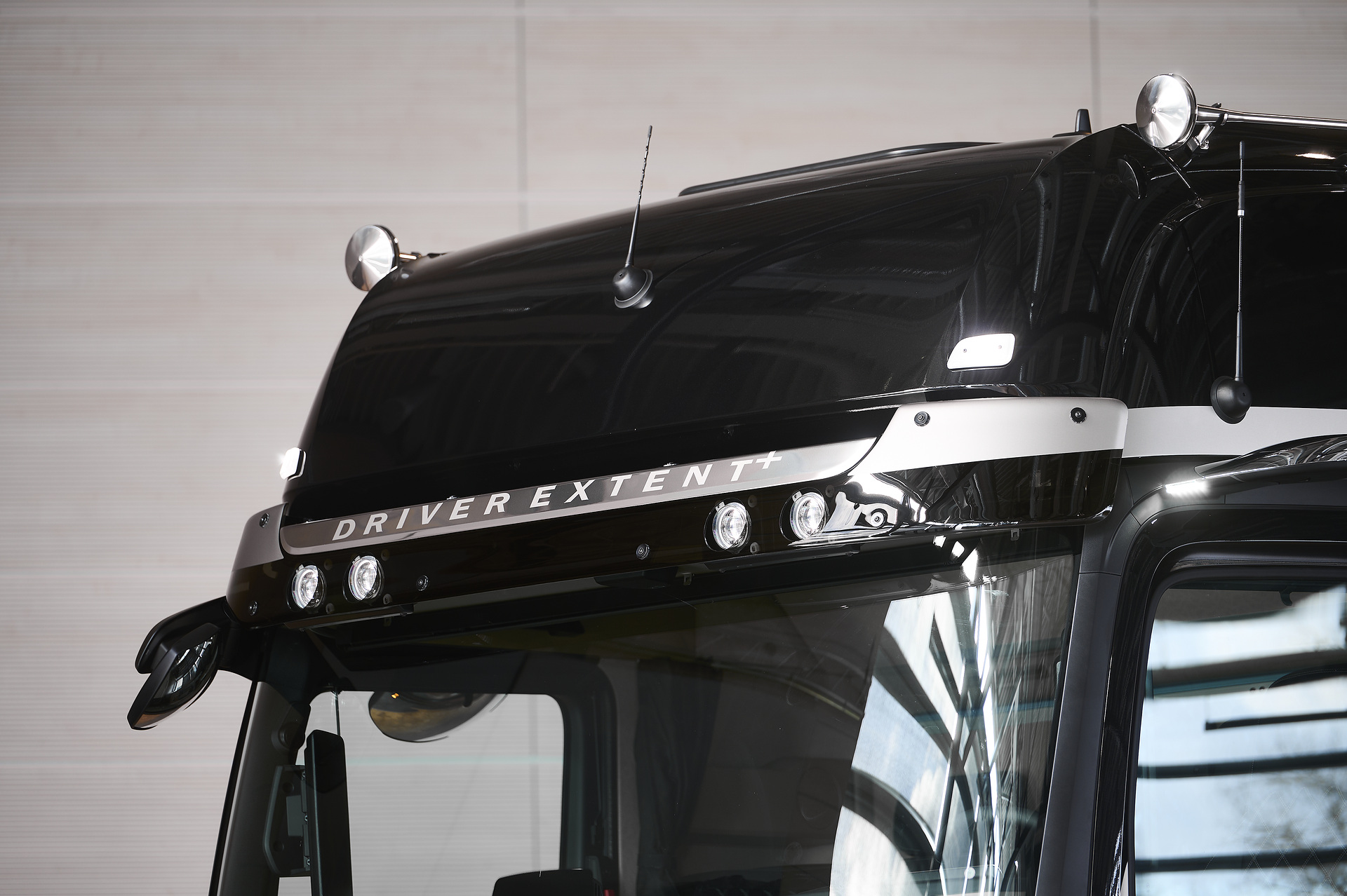 Streng limitiert: Der neue Actros L Driver Extent+ Streng limitiert: Der neue Actros L Driver Extent+