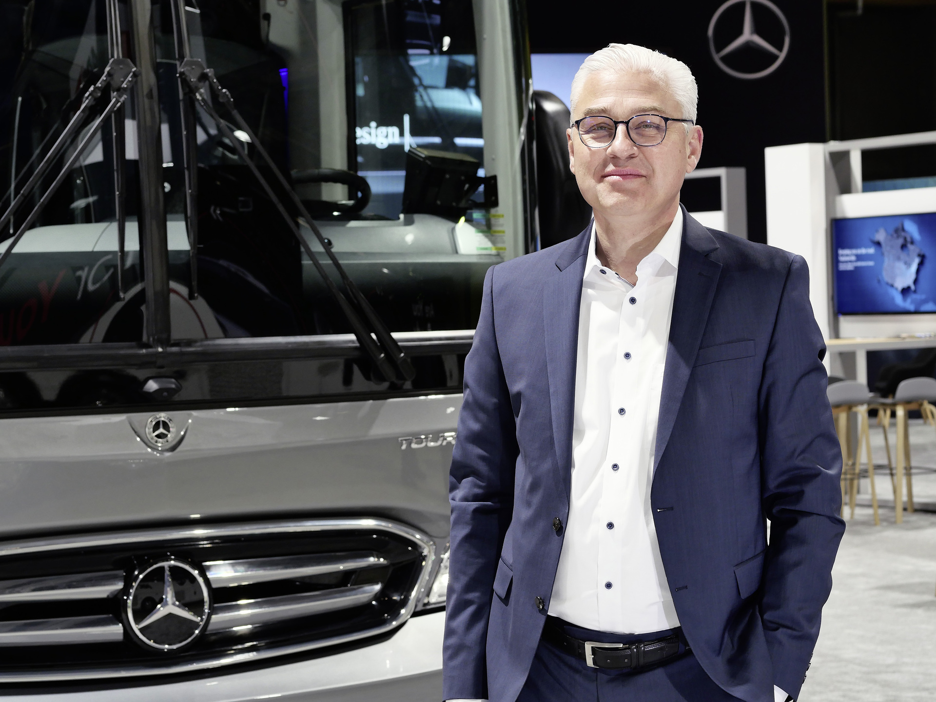 Dr.Thomas Rohde, President and CEO Daimler Coaches North America Premiere des Mercedes-Benz Tourrider in Kalifornie