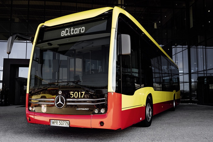 Wroclaw on the road to electromobility: Public transportation company MPK Wroclaw is taking its initial steps toward emission-free bus transport and has ordered 11 Mercedes-Benz eCitaro G buses