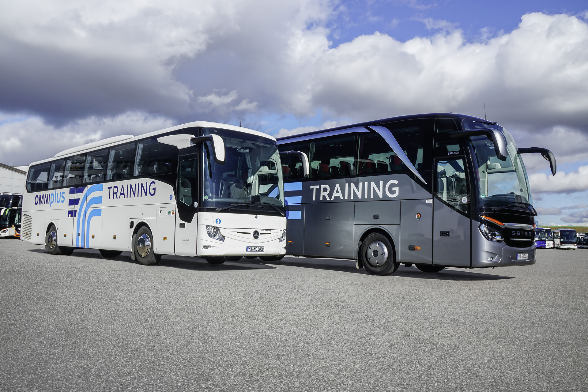 OMNIplus; Expert-Handling-Training; Setra TopClass S 516 HDH; Mercedes-Benz Tourismo Wenn Profis zu Experten werden: Das Expert-Handling-Training von Omniplus für Busfahrerinnen und Busfahrer