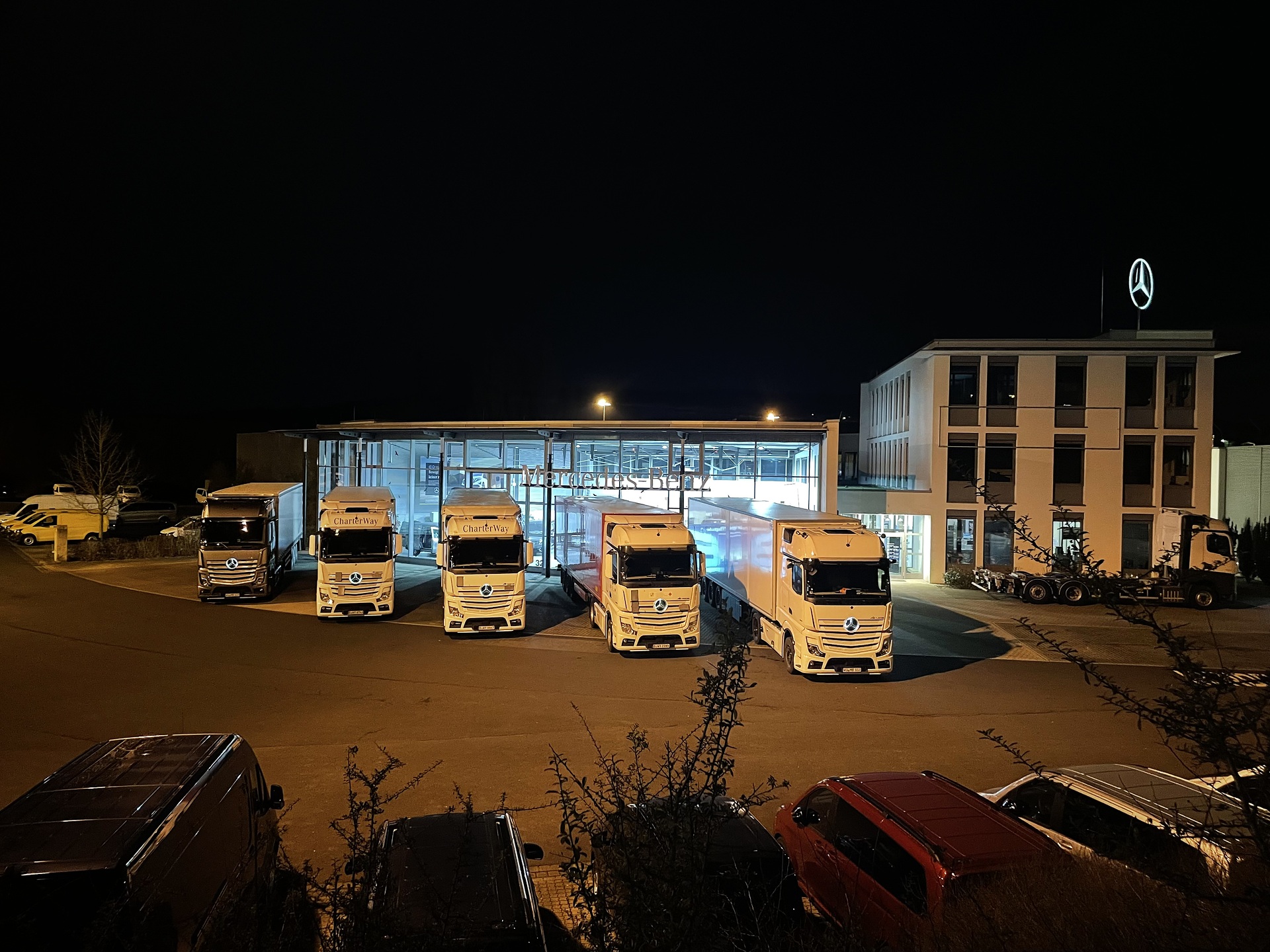 Daimler Truck supports the population of Ukrainia Daimler Truck supports the population of Ukraine