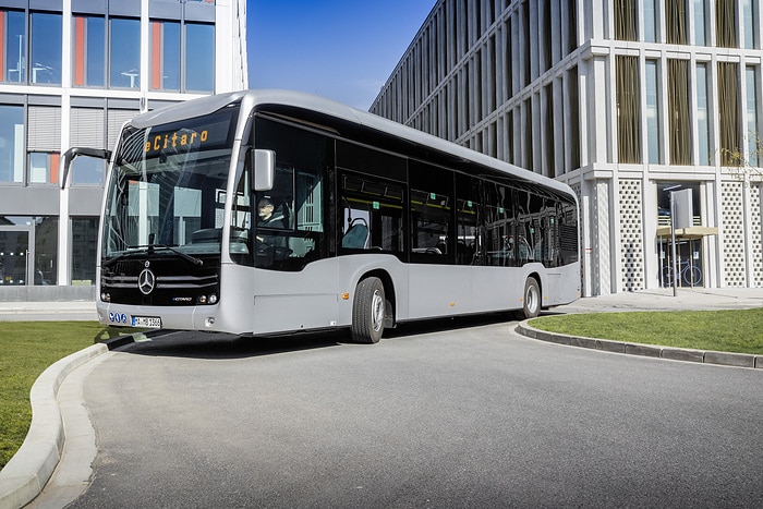 Focus on electric mobility: Daimler Buses at the BUS2BUS trade fair in Berlin