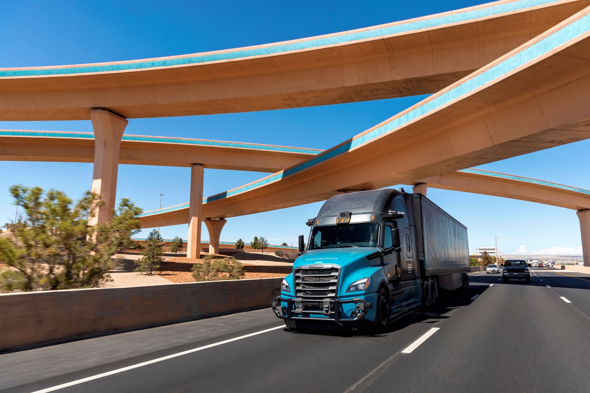 Daimler Truck’s independent subsidiary Torc Robotics collaborates with leading logistics companies on autonomous trucking