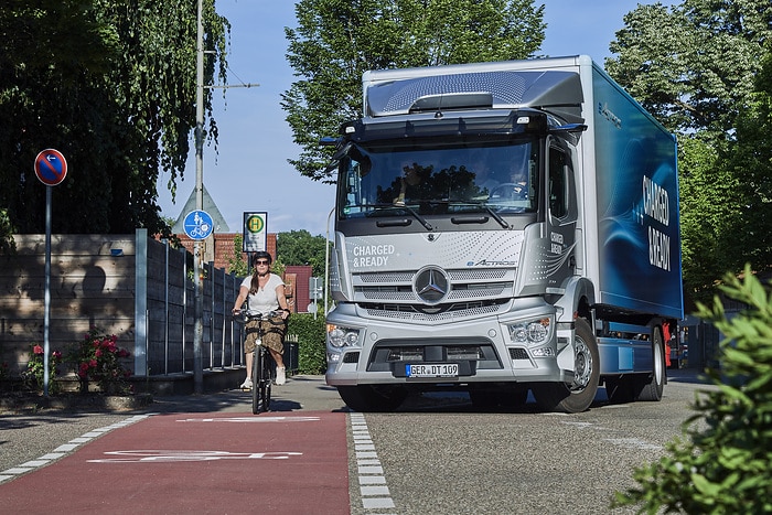 eActros Driving Experience