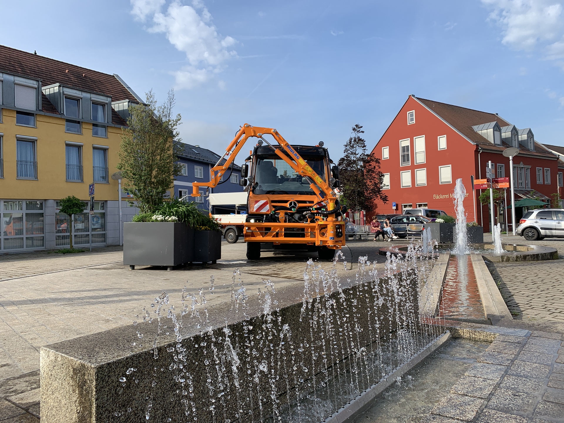 Mercedes-Benz Trucks präsentiert auf der IFAT 2022 in München nachhaltige kommunale Mobilitätslösungen