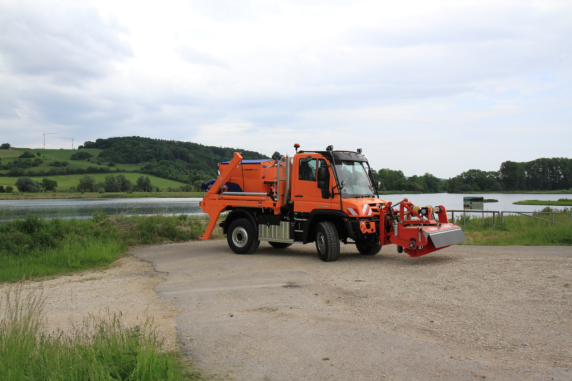 Mercedes-Benz Trucks präsentiert auf der IFAT 2022 in München nachhaltige kommunale Mobilitätslösungen