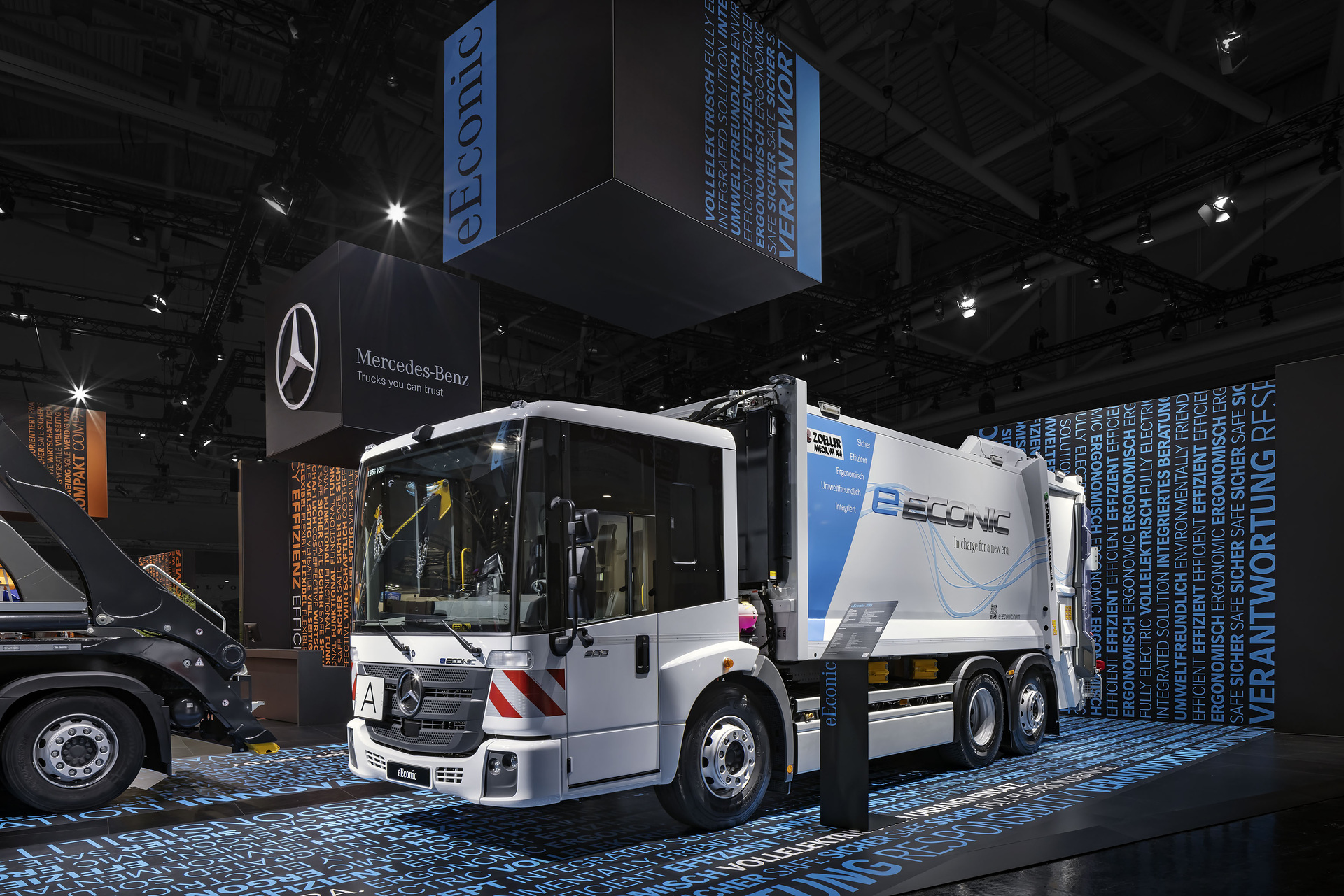 Mercedes-Benz Trucks präsentiert auf der IFAT 2022 in München nachhaltige kommunale Mobilitätslösungen