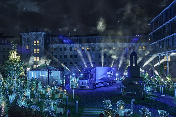 Mercedes-Benz Trucks Driving Experience