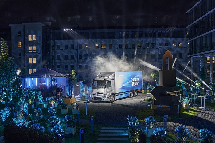 Mercedes-Benz Trucks Driving Experience