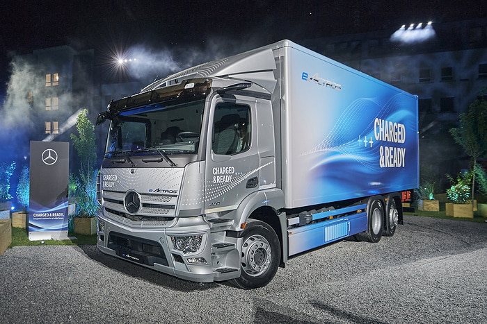 Mercedes-Benz Trucks Driving Experience