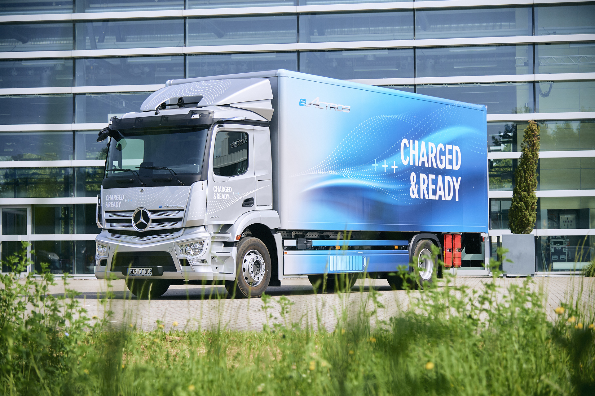 Gold German Brand Award 2022 for Mercedes-Benz eActros Launch Campaign Gold German Brand Award 2022 for Mercedes-Benz eActros Launch Campaign