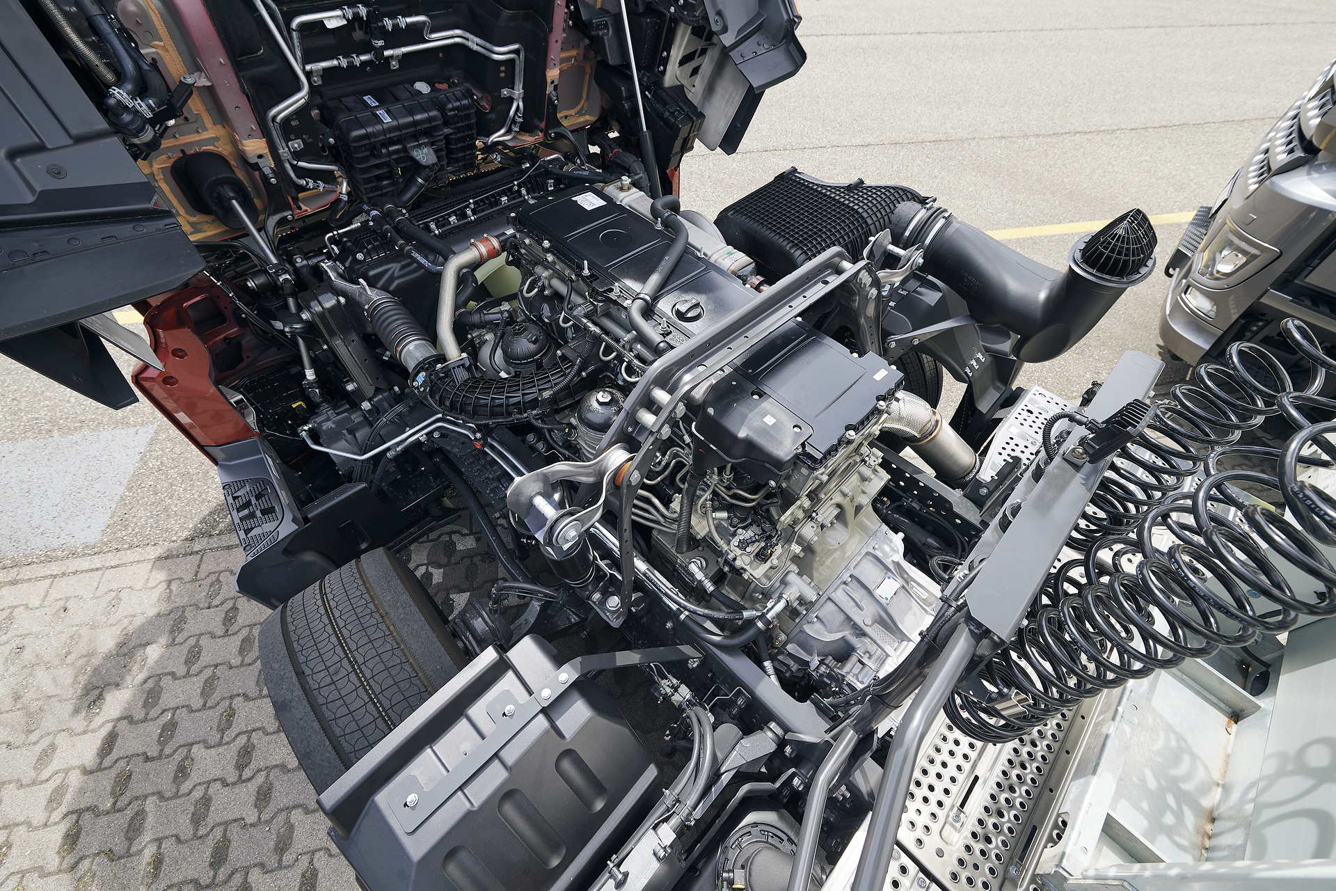 Mercedes-Benz Trucks Driving Experience Mercedes-Benz Trucks präsentiert auf der bauma 2022 maßgeschneiderte integrierte Lösungen für den Bauverkehr