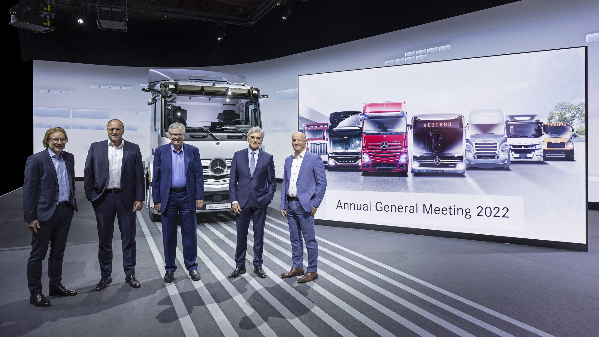 (from left to right) Dr. Thomas Laubert, Chief Legal & Compliance Officer Daimler Truck AG; Jochen Goetz, Member of the Board of Management of Daimler Truck Holding AG, responsible for Finance and Controlling; Martin Daum, Chairman of the Board of Management of Daimler Truck Holding AG; Joe Kaeser, Chairman of the Supervisory Board of Daimler Truck Holding AG; Michael Brecht, Chairman of the General Works Council, Daimler Truck AG and Vice Chairman of the Supervisory Board of Daimler Truck Holding AG. Annual General Meeting: Daimler Truck reaffirms leadership claim on the road to sustainable transportation