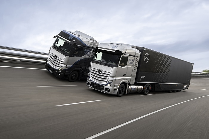 Development milestone: Daimler Truck tests fuel-cell truck with liquid hydrogen