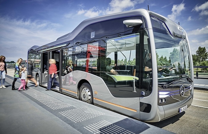 Daimler Buses feiert 25 Jahre Stadtbus-Bestseller Mercedes-Benz Citaro