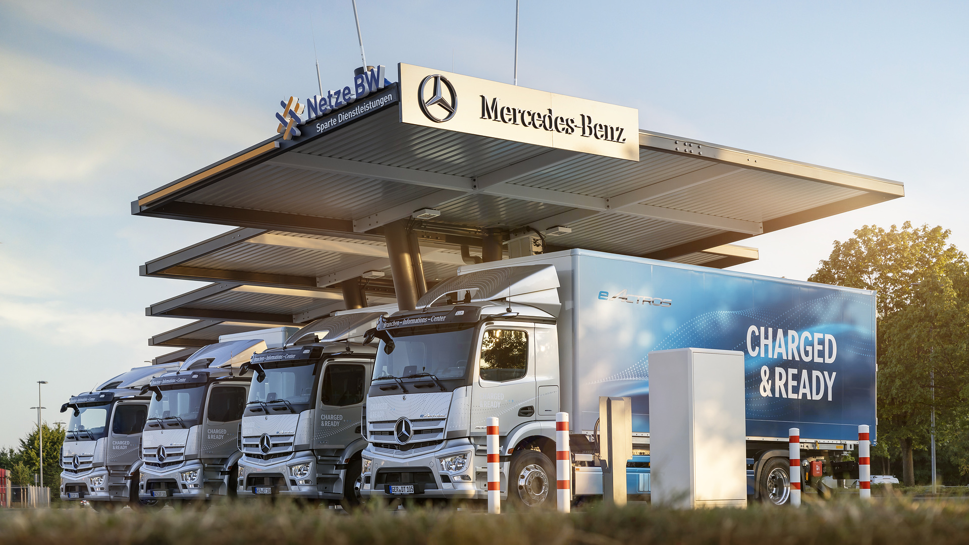 An easy gateway to electric mobility: Mercedes-Benz Trucks opens charging park for customers in Wörth An easy gateway to electric mobility: Mercedes-Benz Trucks opens charging park for customers in Wörth