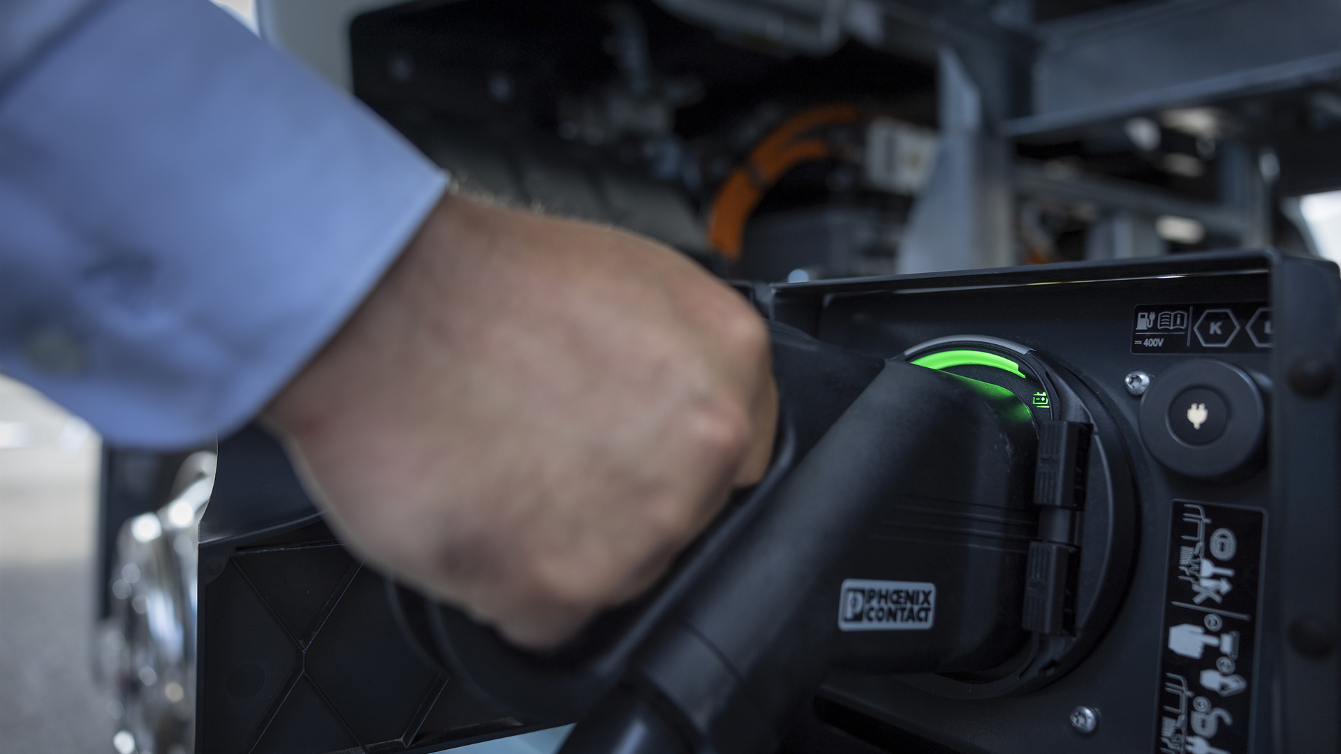 An easy gateway to electric mobility: Mercedes-Benz Trucks opens charging park for customers in Wörth An easy gateway to electric mobility: Mercedes-Benz Trucks opens charging park for customers in Wörth