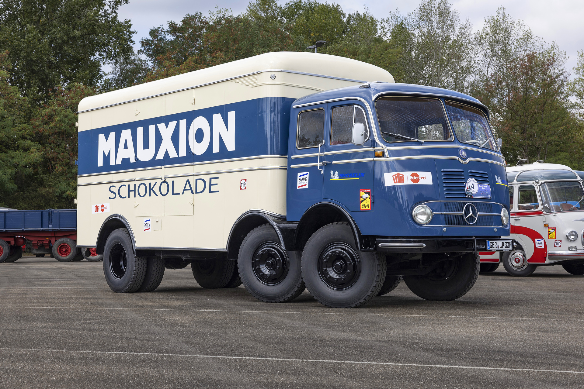 Tausendfüßler, Toastscheibe, und ein Avantgardist – die 19. Deutschlandfahrt für historische Nutzfahrzeuge startet im Mercedes-Benz Werk Wörth