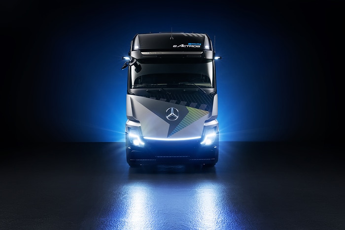 Mercedes-Benz eActros LongHaul