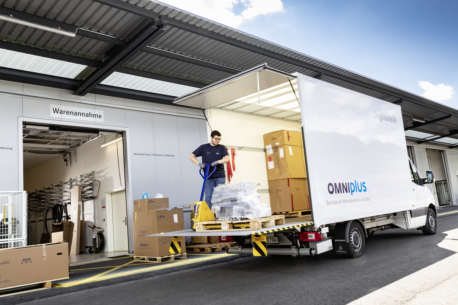 EvoBus (Schweiz) AG, Busworld Home, OMNIplus, part acceptance. Omniplus