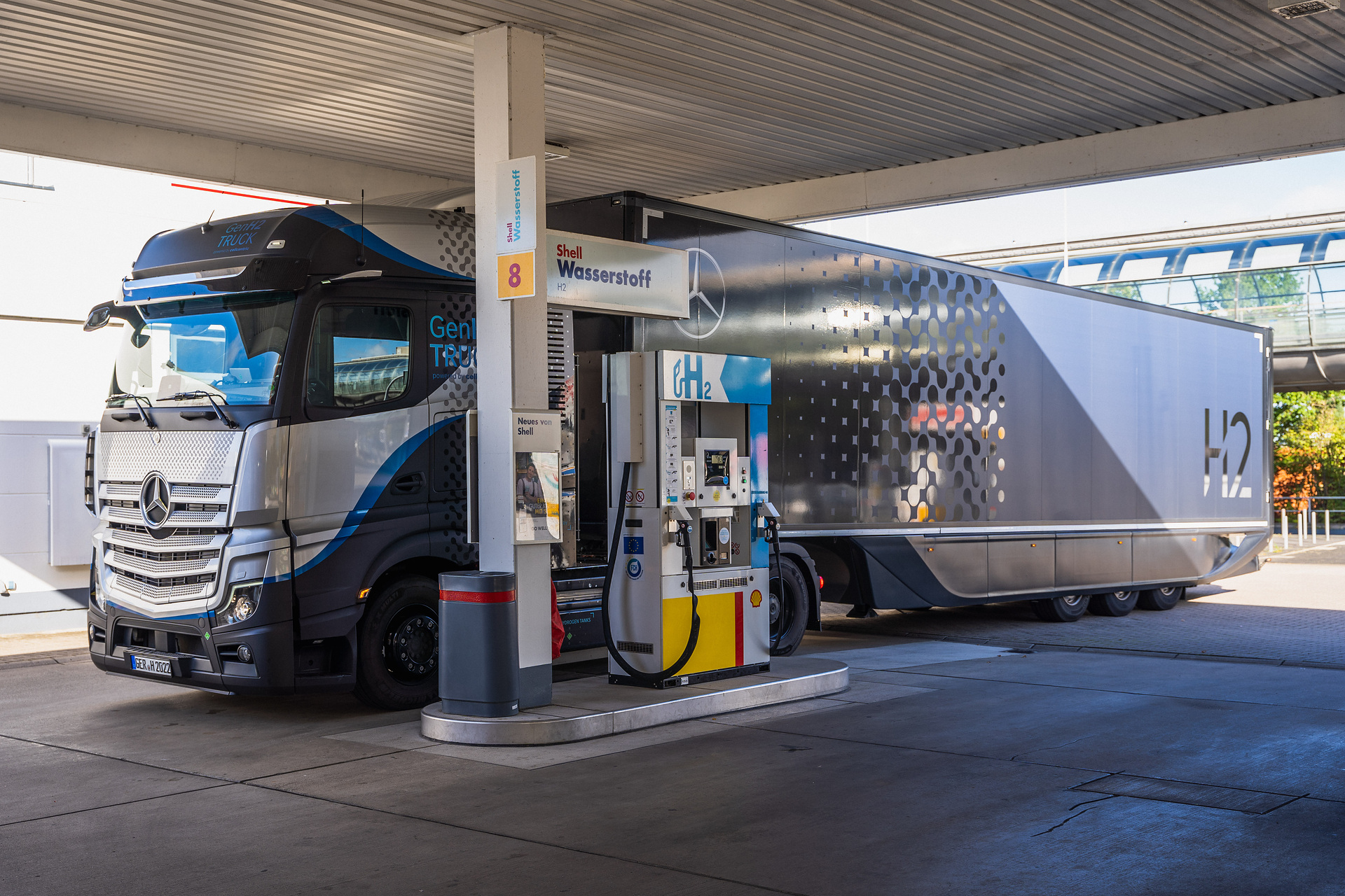 Daimler Truck zeigt Praxistauglichkeit von Wasserstoff-Lkw im Rahmen der IAA Transportation 2022 Daimler Truck zeigt Praxistauglichkeit von Wasserstoff-Lkw im Rahmen der IAA Transportation 2022