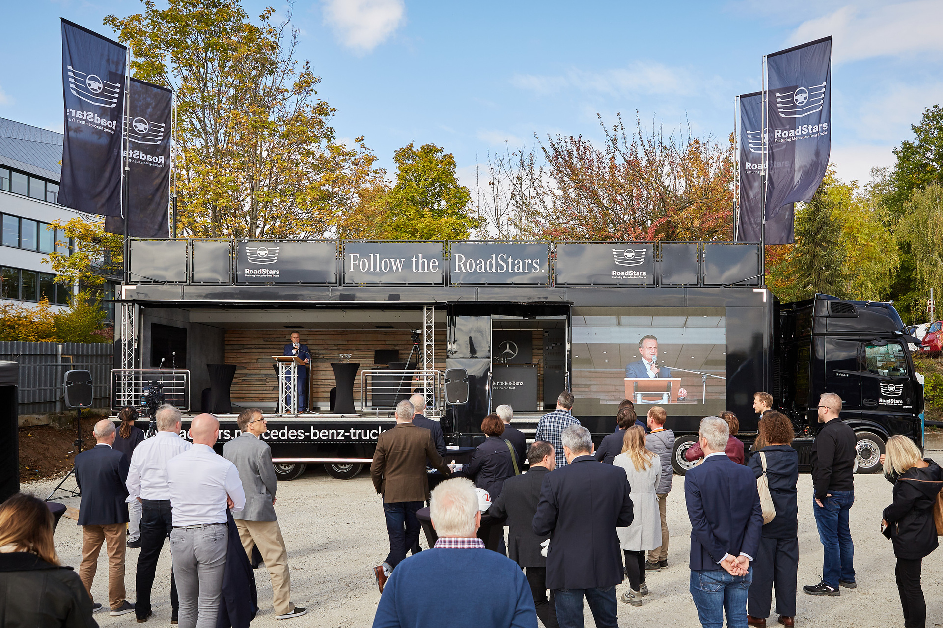 Daimler Truck errichtet neuen Standort für Vertrieb und Service von Lkw und Bussen in Stuttgart