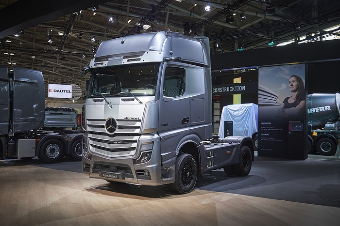 Mercedes-Benz Trucks präsentiert auf der bauma 2022  innovative Lkw für einen nachhaltigen und sicheren Bauverkehr