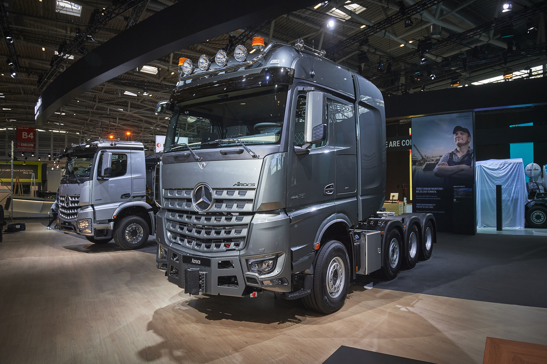 Mercedes-Benz Trucks präsentiert auf der bauma 2022 innovative Lkw für einen nachhaltigen und sicheren Bauverkehr Mercedes-Benz Trucks präsentiert auf der bauma 2022 innovative Lkw für einen nachhaltigen und sicheren Bauverkehr