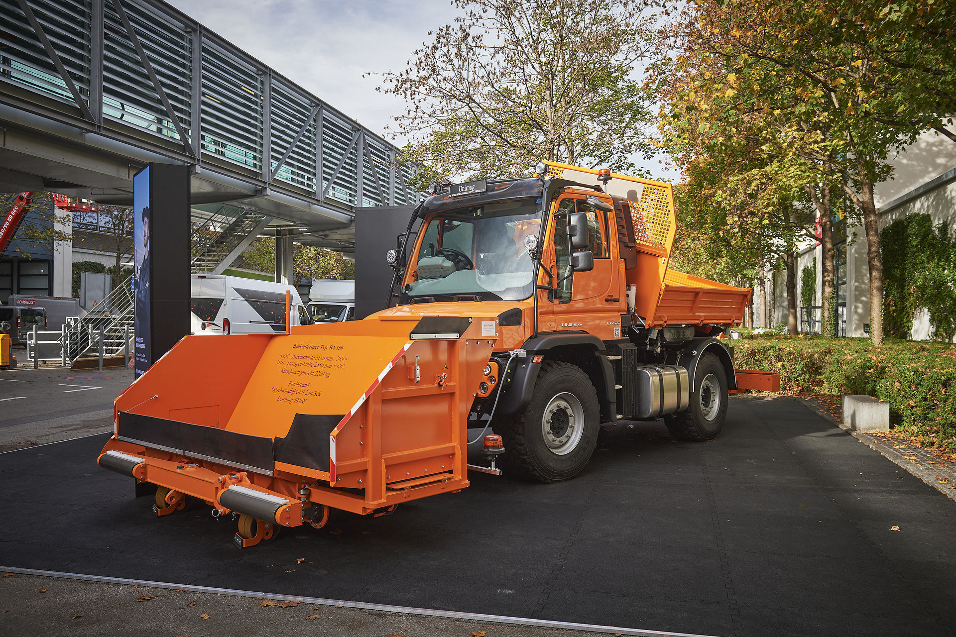 Mercedes-Benz Trucks präsentiert auf der bauma 2022  innovative Lkw für einen nachhaltigen und sicheren Bauverkehr