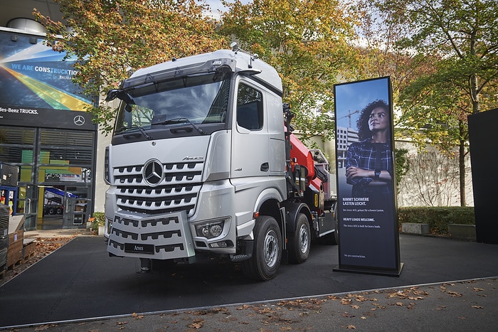 Mercedes-Benz Trucks präsentiert auf der bauma 2022  innovative Lkw für einen nachhaltigen und sicheren Bauverkehr