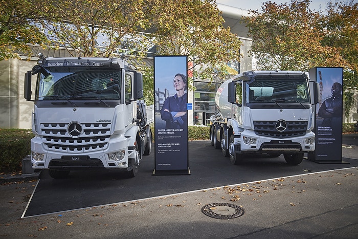 Mercedes-Benz Trucks präsentiert auf der bauma 2022  innovative Lkw für einen nachhaltigen und sicheren Bauverkehr