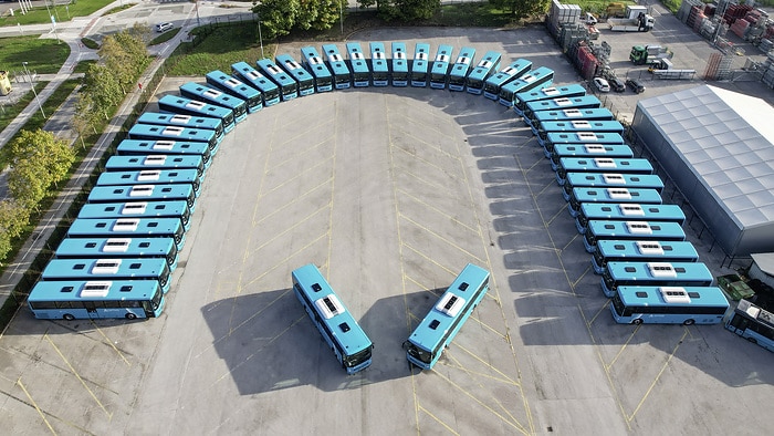 Beste Verbindungen: 65 Überlandbusse Mercedes Benz Intouro vernetzen Städte und Gemeinden in Slowenien