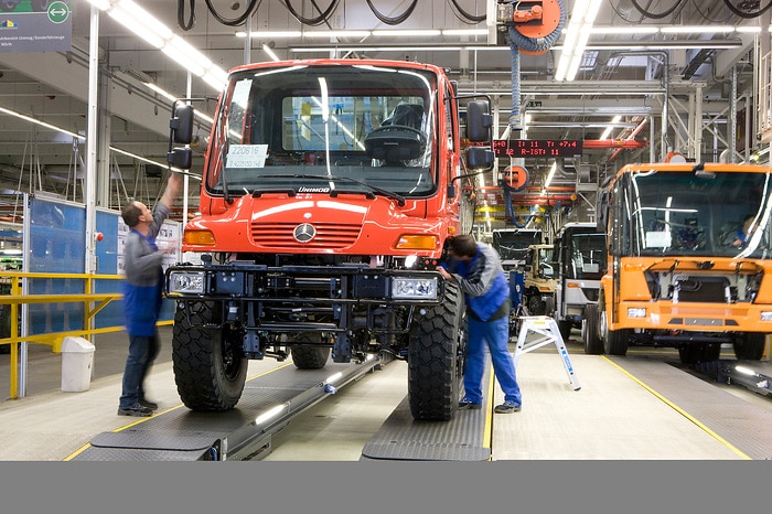 Production Anniversary: 20 Years of Unimog Production in Wörth