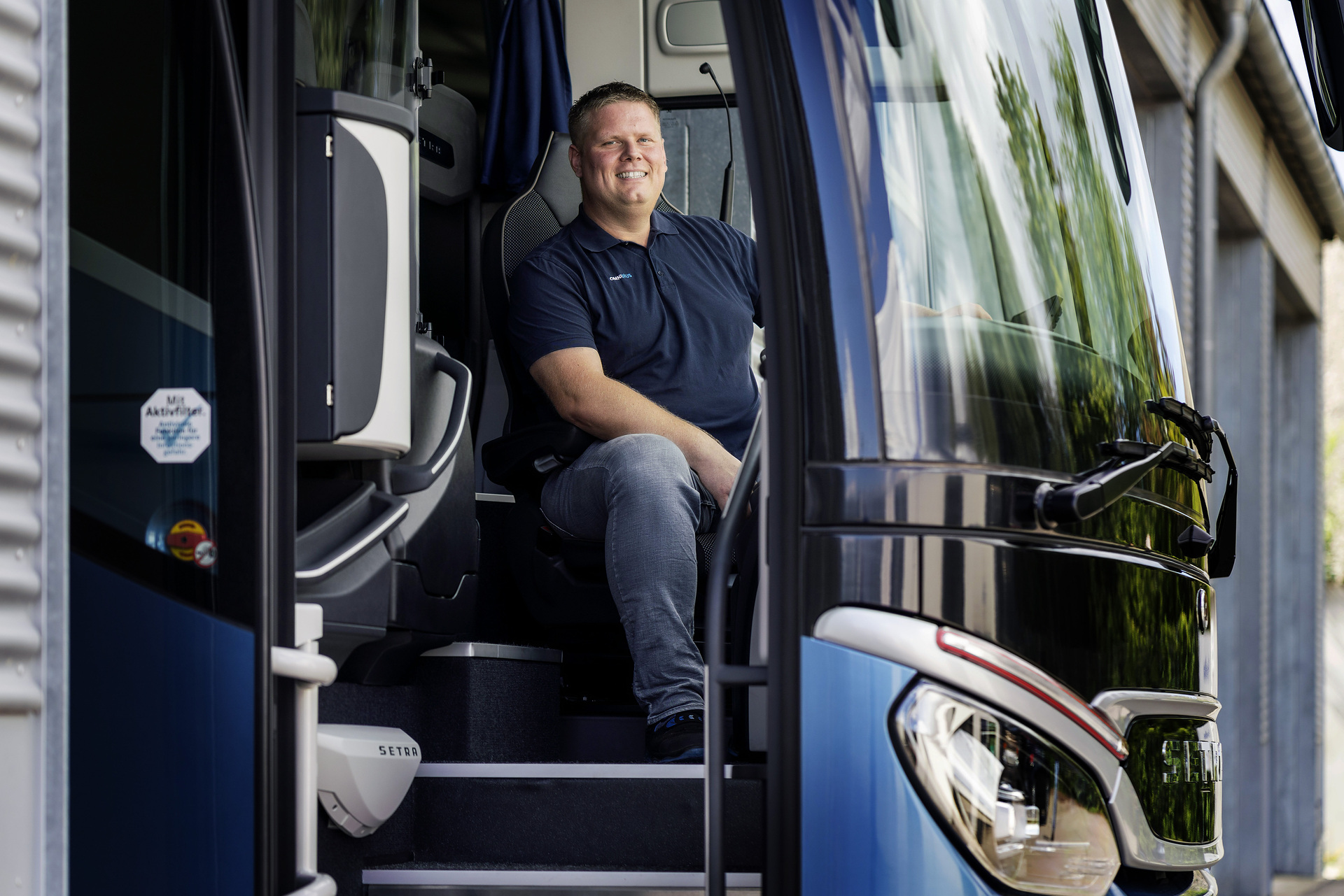 Perfect use of revolutionary assistance systems from Setra TopClass and ComfortClass