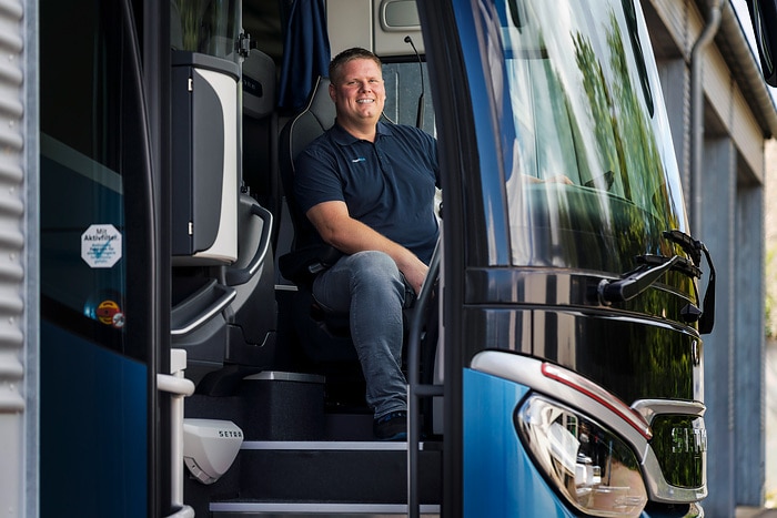 Perfect use of revolutionary assistance systems from Setra TopClass and ComfortClass